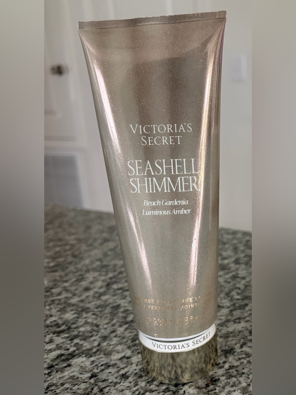 Victoria's Secret Beach Gardenia Luminous Amber Shimmer Lotion - Champagne Gold